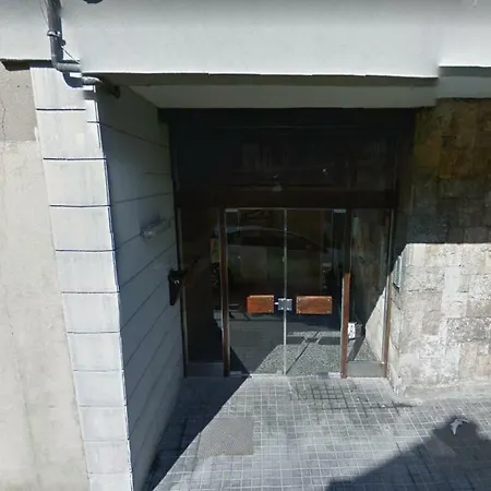 Apartment Three Bedroom In Sants Barcelona