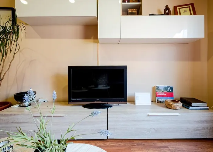Three Bedroom In Sants *