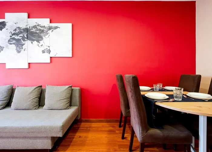 Apartment Three Bedroom In Sants Barcelona
