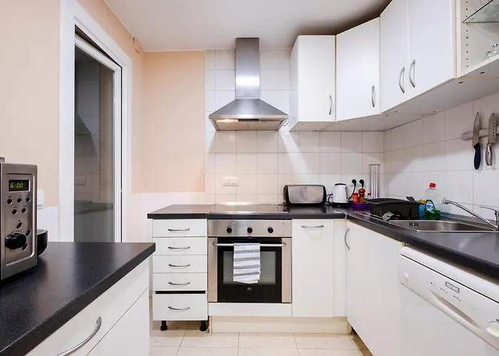 Apartment Three Bedroom In Sants Barcelona