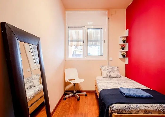 Apartment Three Bedroom In Sants *