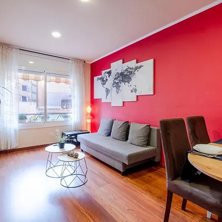 Three Bedroom In Sants Apartment