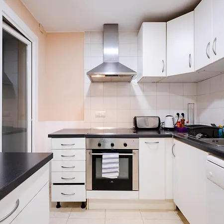 Apartment Three Bedroom In Sants Barcelona