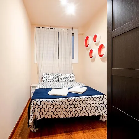Apartment Three Bedroom In Sants *