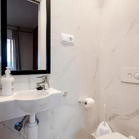 Appartamento Three Bedroom In Sants